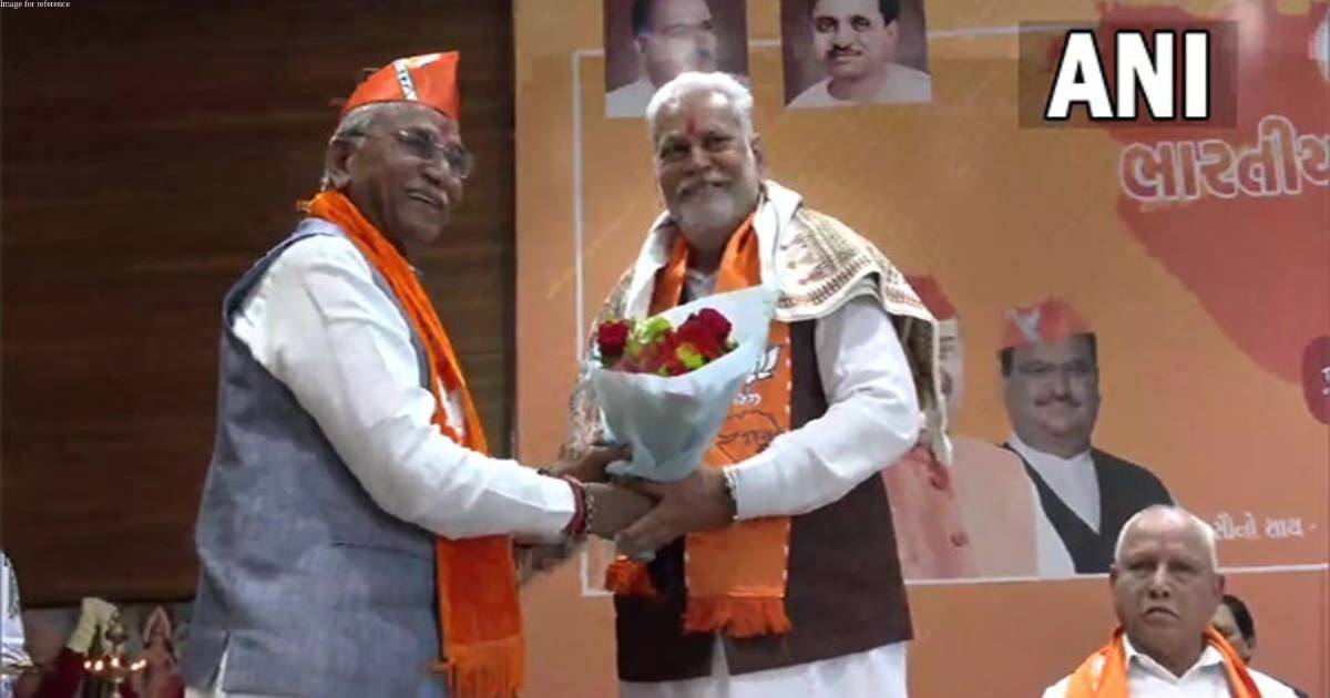 Gujarat: Meeting of newly-elected MLAs of BJP underway in Gandhinagar